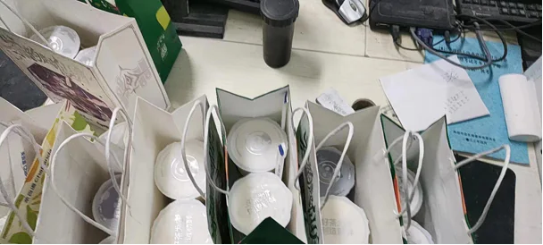云飞扬成员日常奶茶小聚